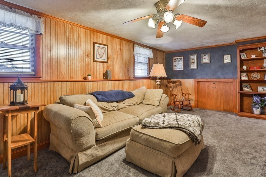 15 Bellflower Road Billerica, MA 01821 - Photo 18 of 27