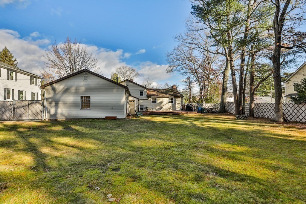 15 Bellflower Road Billerica, MA 01821 - Photo 23 of 27