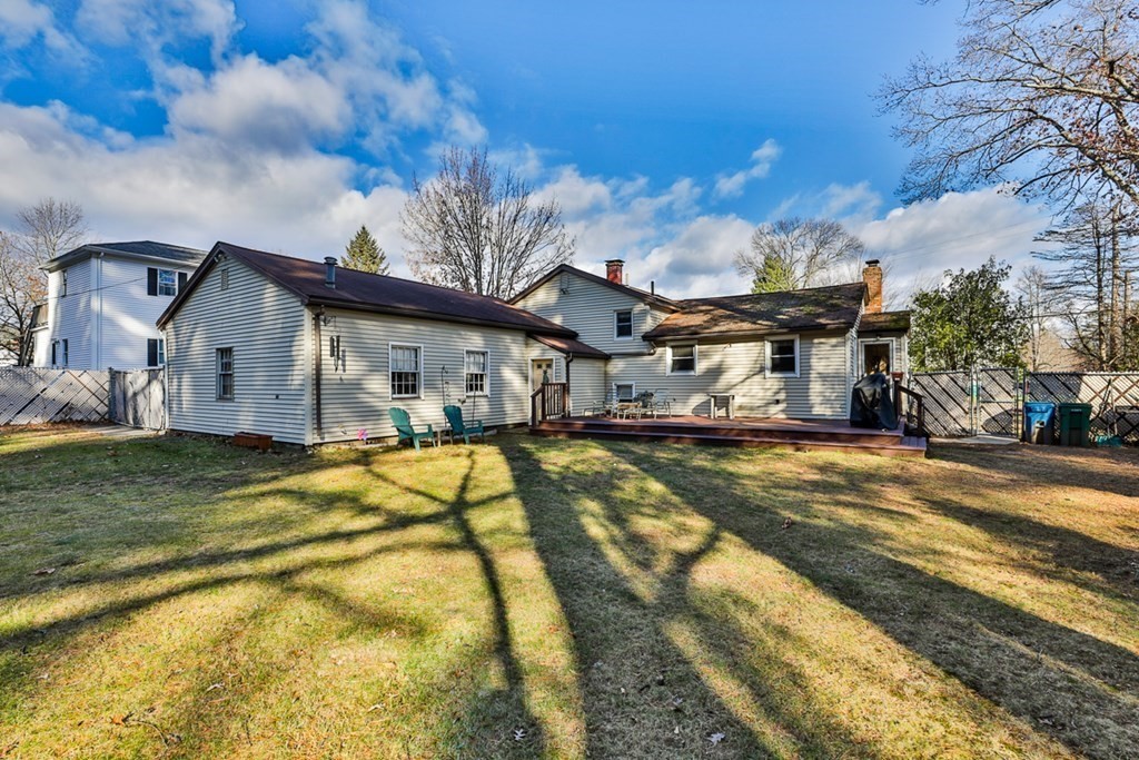 15 Bellflower Road Billerica, MA 01821 - Photo 25 of 27