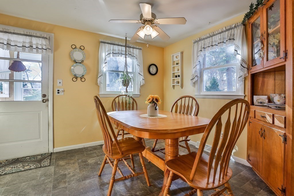 15 Bellflower Road Billerica, MA 01821 - Photo 8 of 27