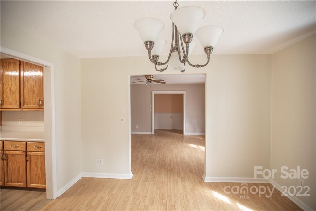 167 Crescent Street Rutherfordton, NC 28139 - Photo 19 of 36 Gallery Image 19