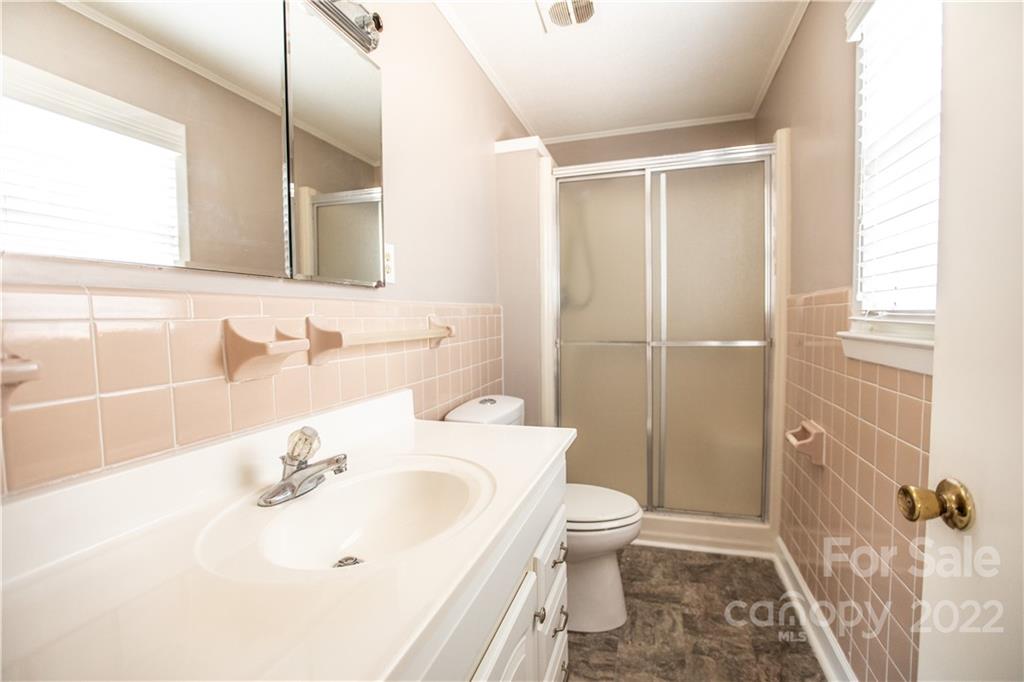 167 Crescent Street Rutherfordton, NC 28139 - Photo 32 of 36 Gallery Image 32