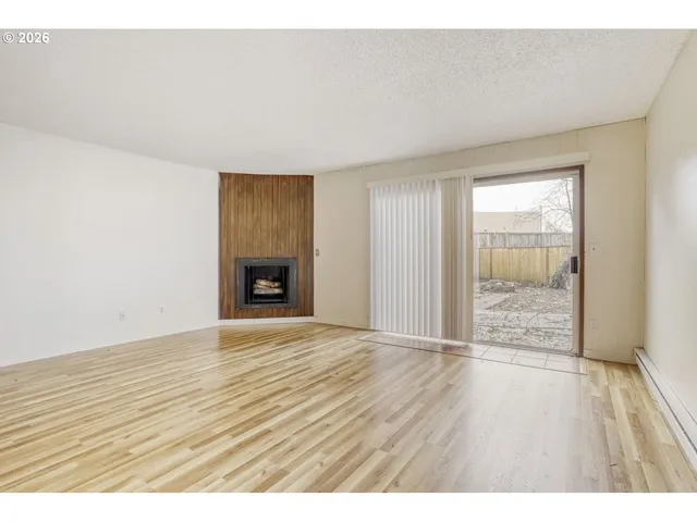 $579,000 | 9986 Southwest Garrett Street, Tigard, OR 97223