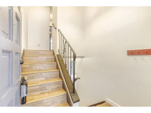 $579,000 | 9986 Southwest Garrett Street, Tigard, OR 97223