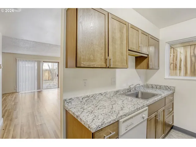 $579,000 | 9986 Southwest Garrett Street, Tigard, OR 97223