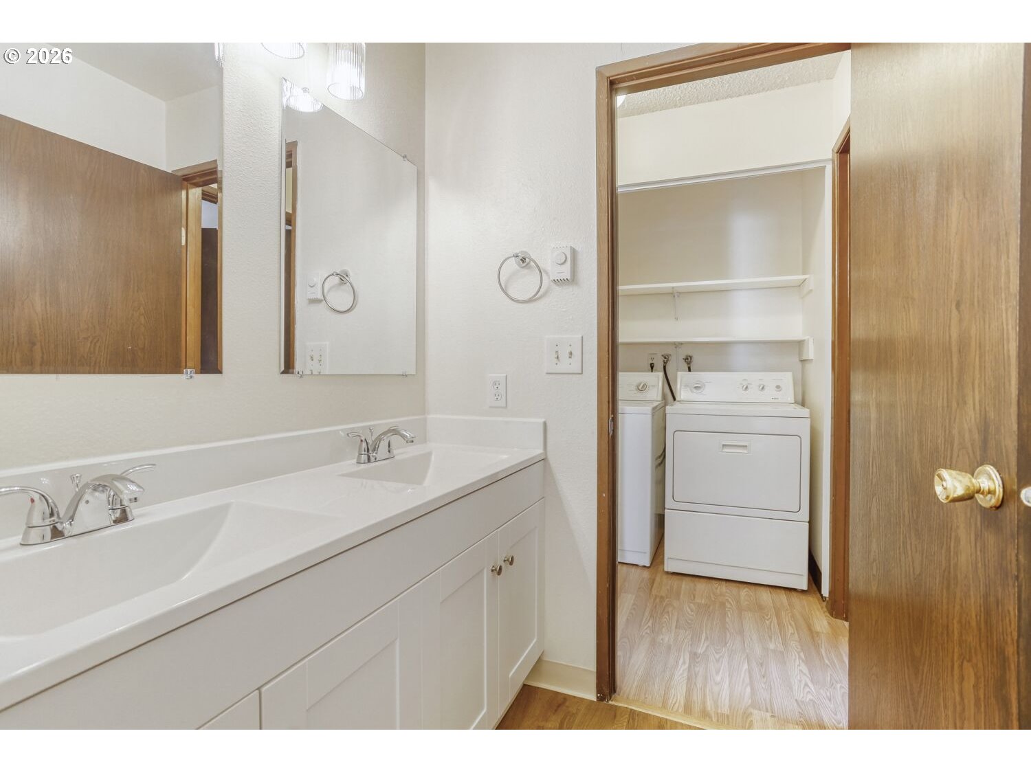 9986 Southwest Garrett Street Tigard, OR 97223 - Photo 9 of 17