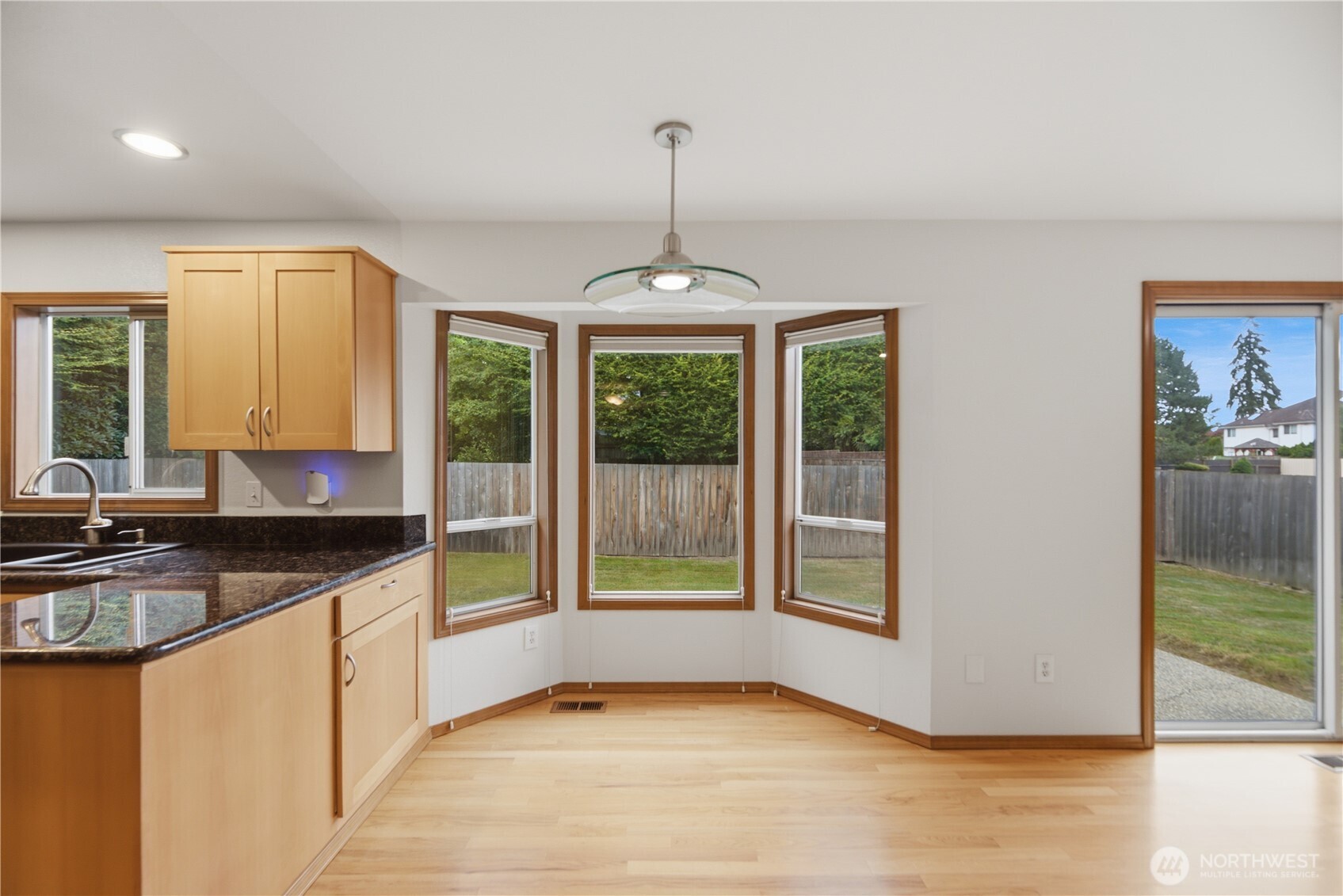 19022 102nd Avenue Southeast Renton, WA 98055 - Photo 11 of 36
