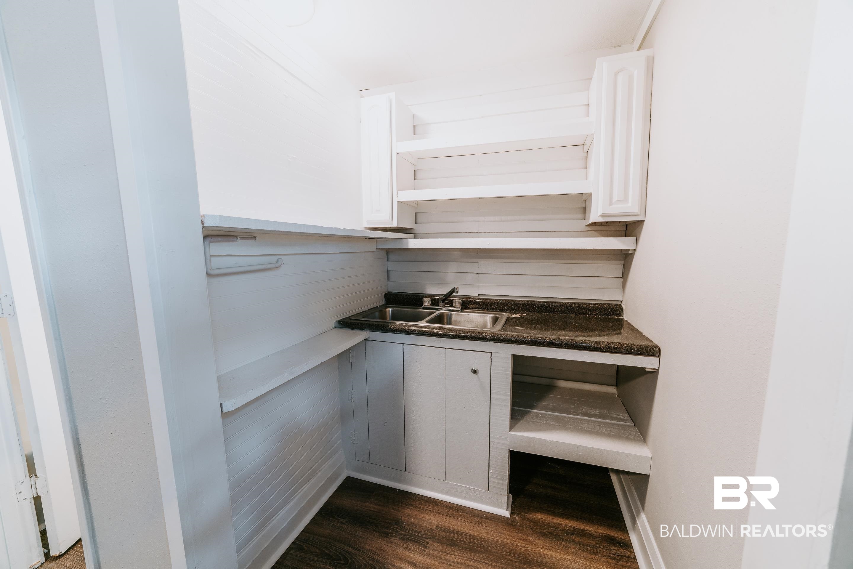 1508 Phillips Lane Mobile, AL 36618 - Photo 36 of 44