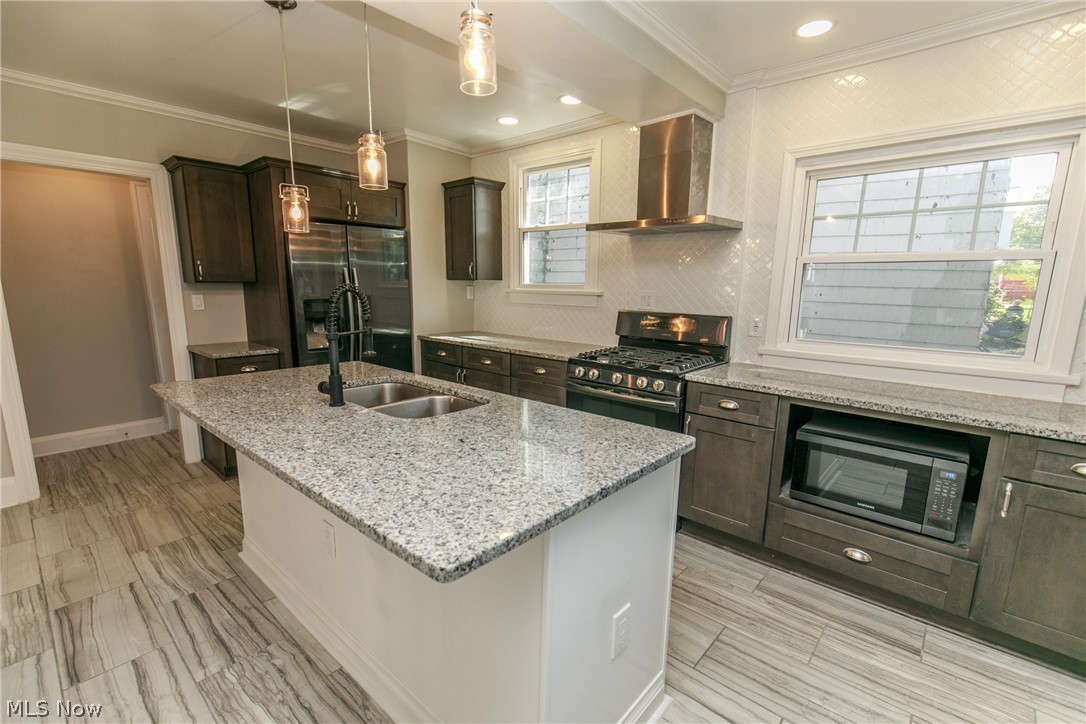 1700 Lee Road Cleveland, OH 44118 - Photo 7 of 24