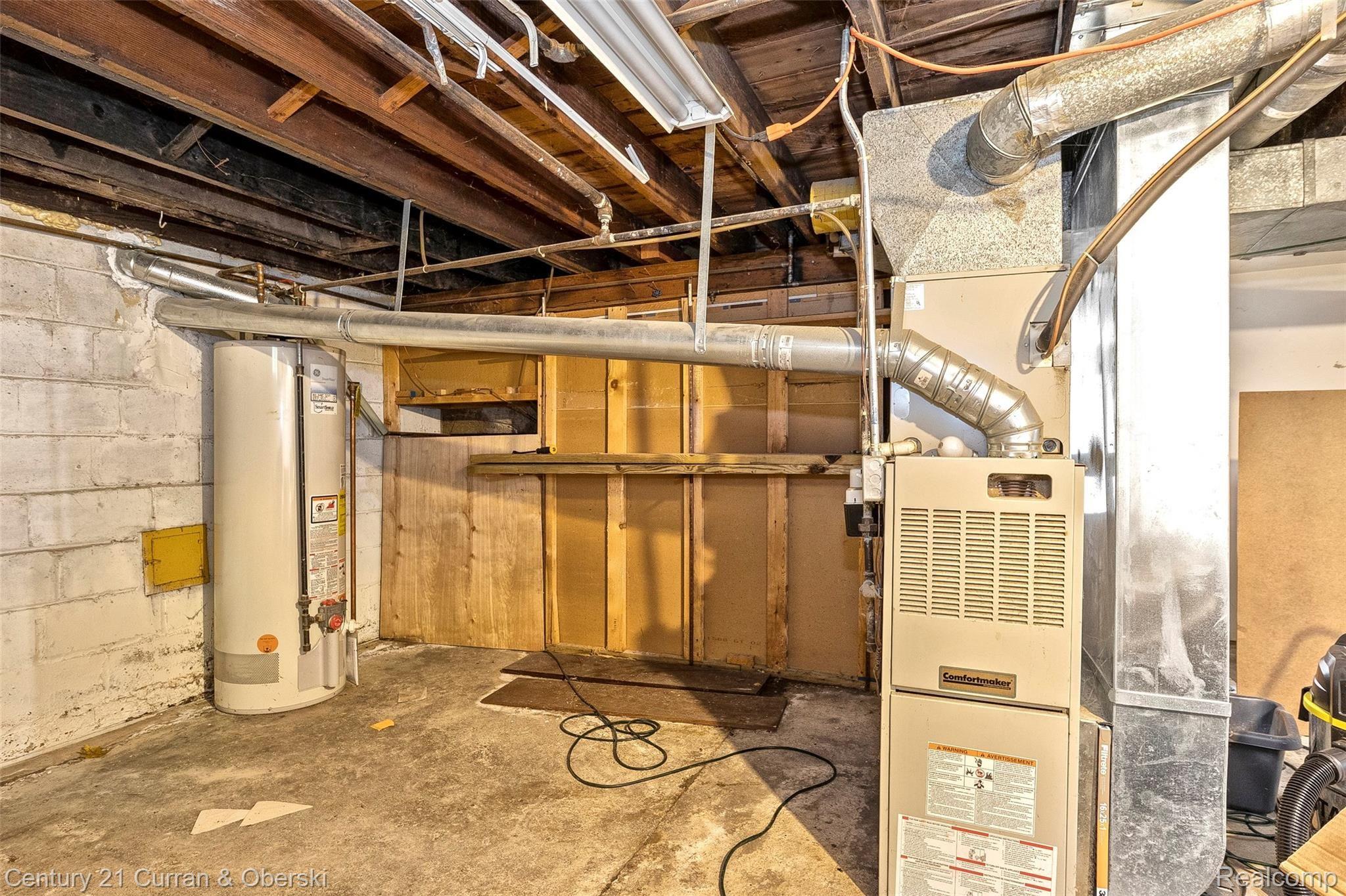12462 Hannan Road Romulus, MI 48174 - Photo 27 of 34 27.jpg