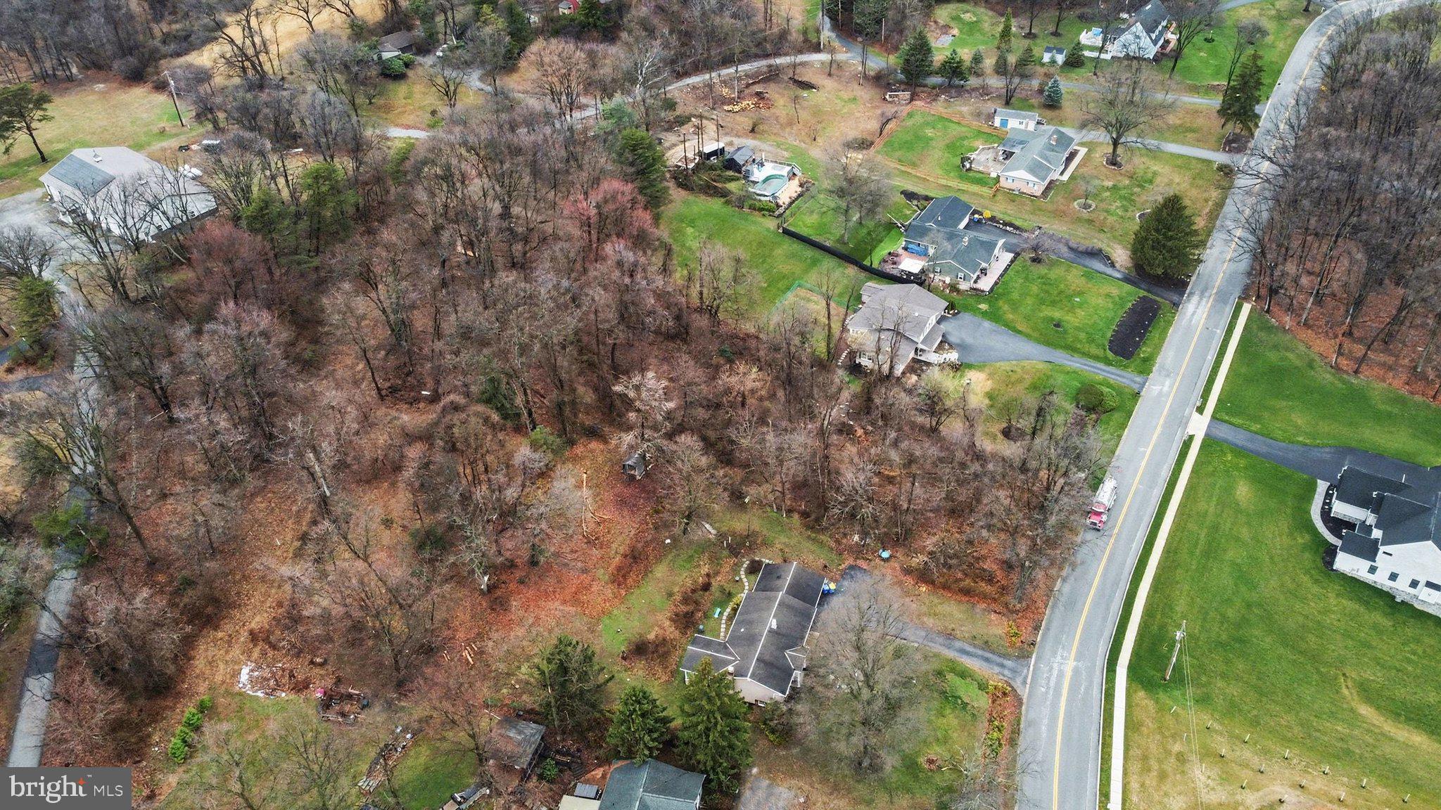 1940 Alcott Road York, PA 17406 - Photo 1 of 31 Gallery Image 1