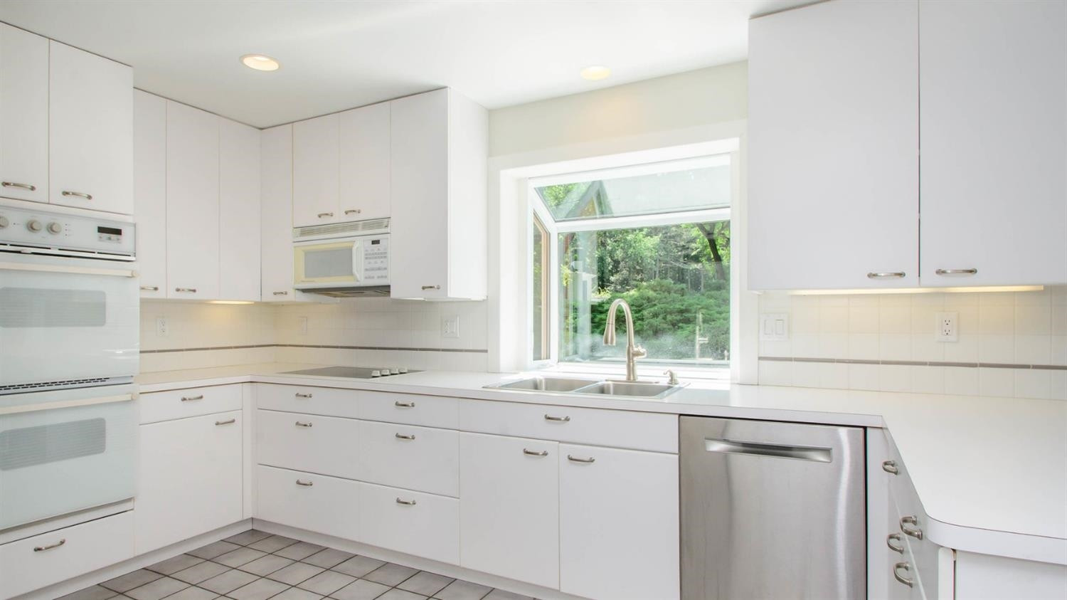 3050 Foxcroft Road Ann Arbor, MI 48104 - Photo 12 of 63 Photo 12