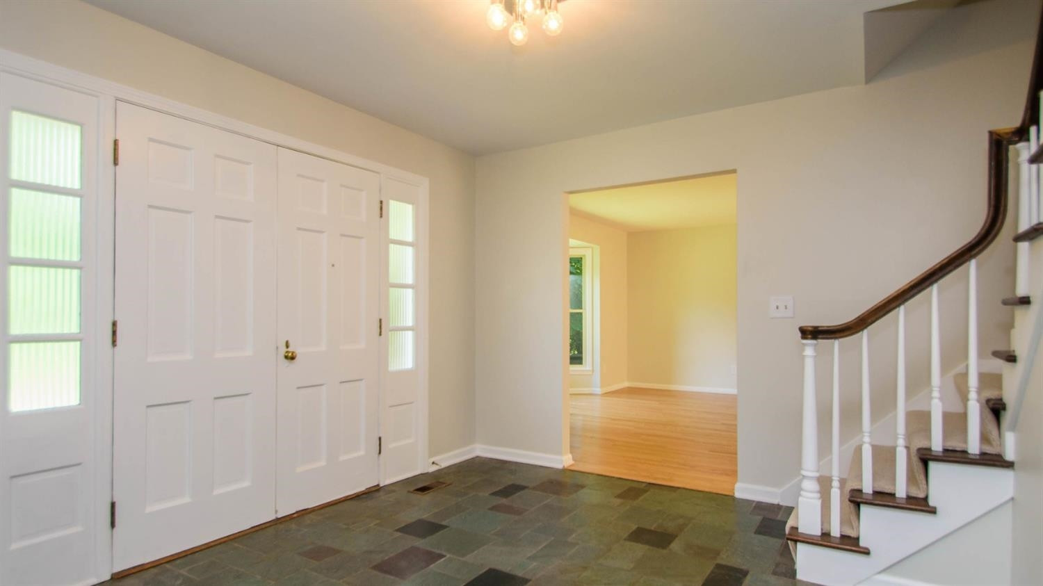 3050 Foxcroft Road Ann Arbor, MI 48104 - Photo 4 of 63 Photo 4