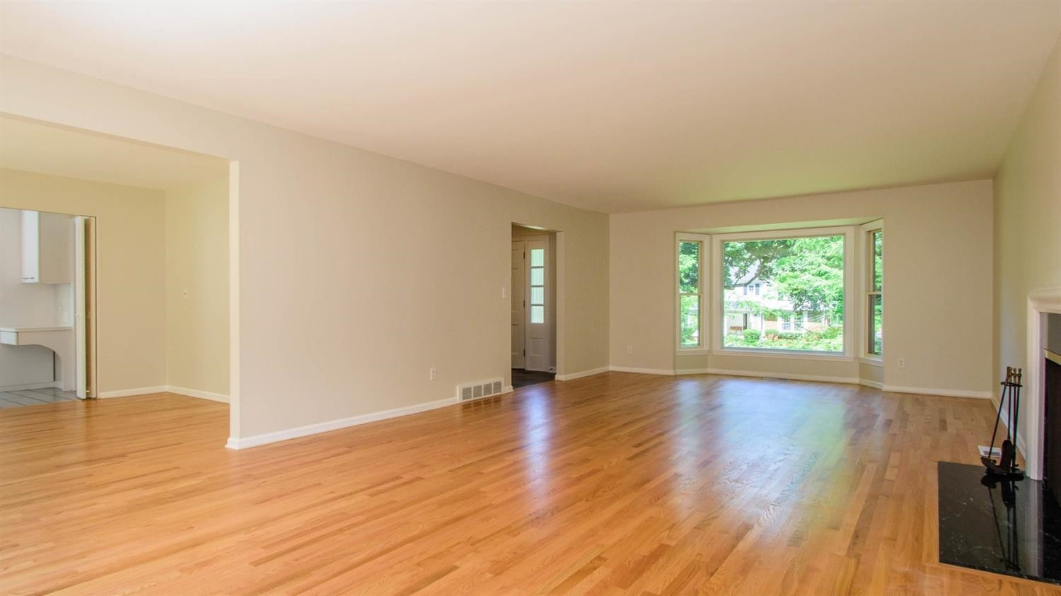 3050 Foxcroft Road Ann Arbor, MI 48104 - Photo 6 of 63 Photo 6