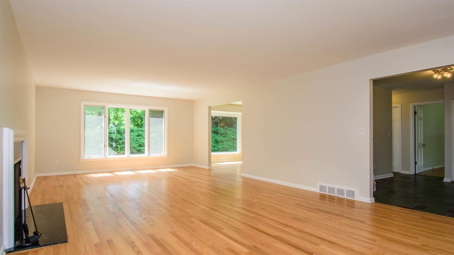 3050 Foxcroft Road Ann Arbor, MI 48104 - Photo 8 of 63 Photo 8