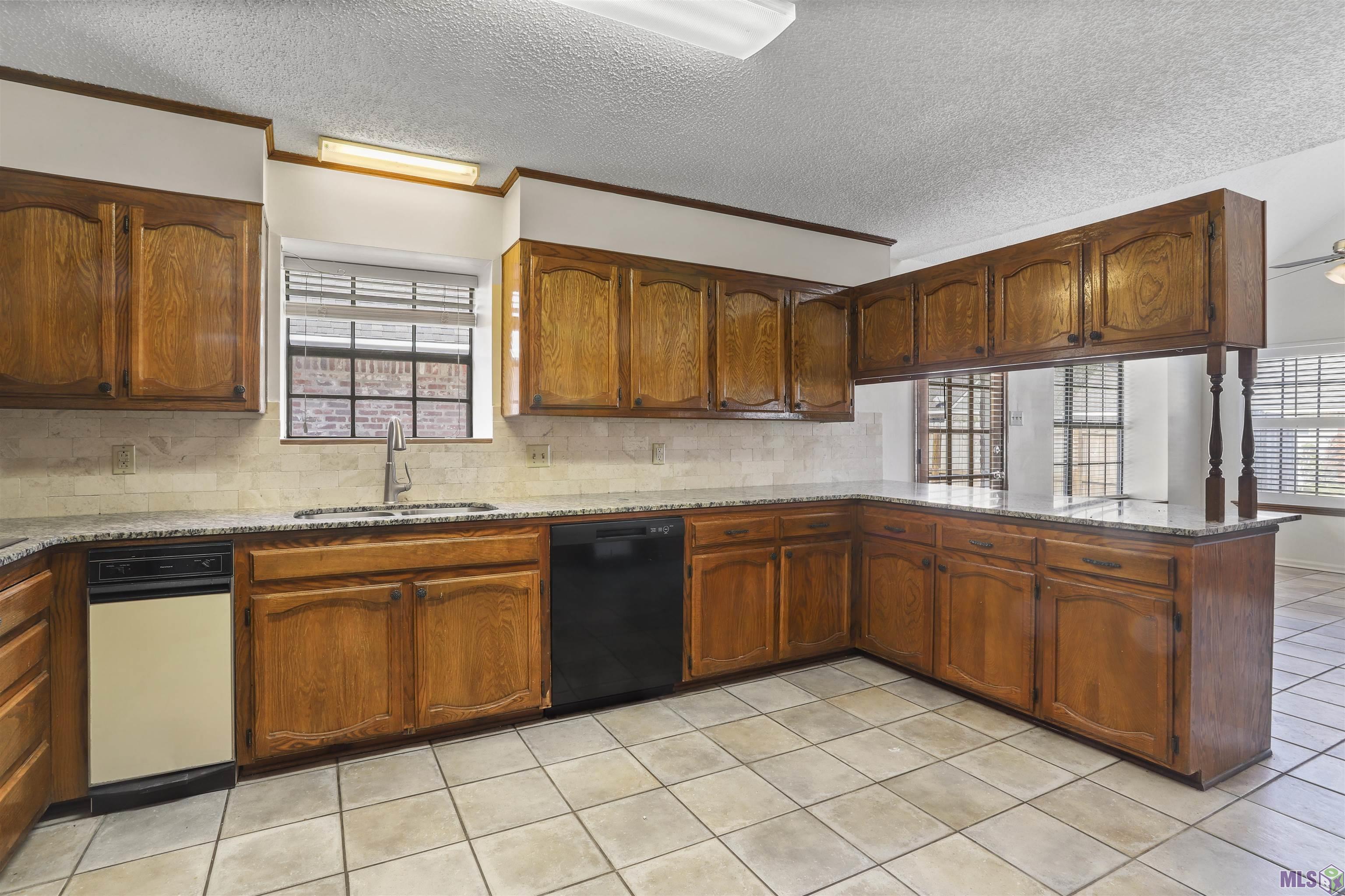 2086 Michel Delving Road Baton Rouge, LA 70810 - Photo 7 of 20