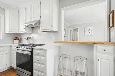 $435,000 | 2711 West 73rd Terrace, Prairie Village, KS 66208