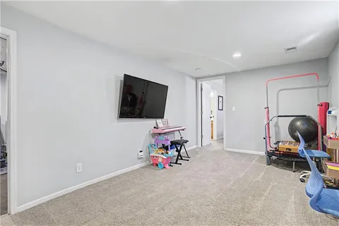 $435,000 | 2711 West 73rd Terrace, Prairie Village, KS 66208