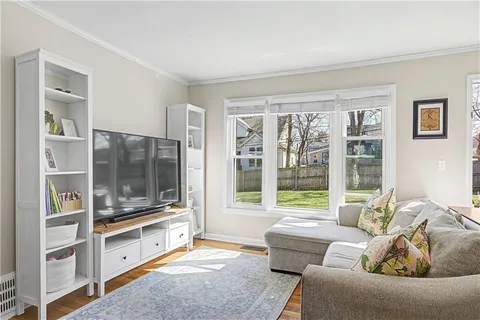 $435,000 | 2711 West 73rd Terrace, Prairie Village, KS 66208