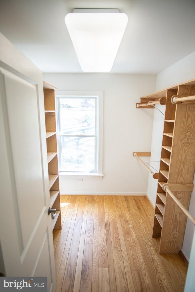 13316 Berkeley Road Orange, VA 22960 - Photo 18 of 44 walk in closets