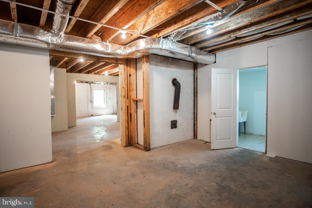 13316 Berkeley Road Orange, VA 22960 - Photo 38 of 44 walk out basement