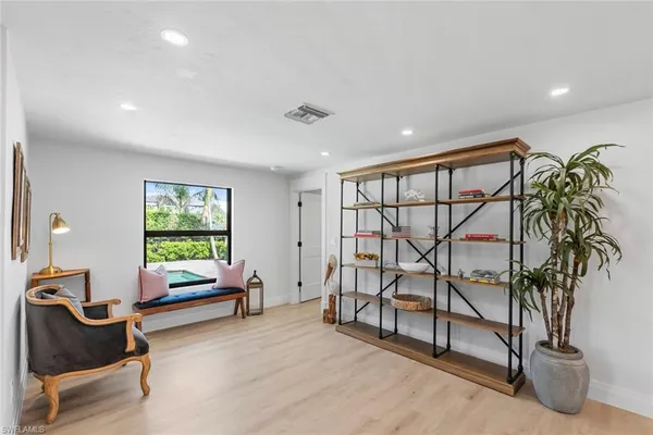 $25,000 | 4222 Crayton Road, Naples, FL 34103