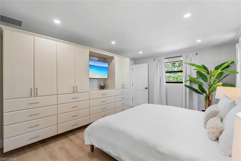 4222 Crayton Road Naples, FL 34103 - Photo 26 of 46