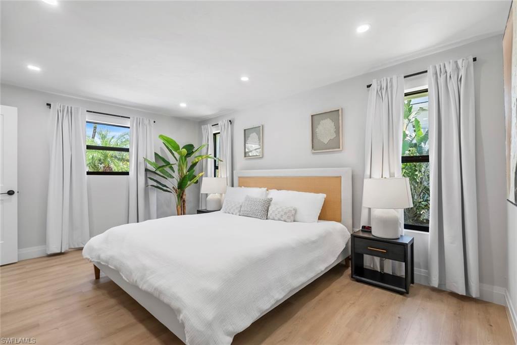 4222 Crayton Road Naples, FL 34103 - Photo 27 of 46