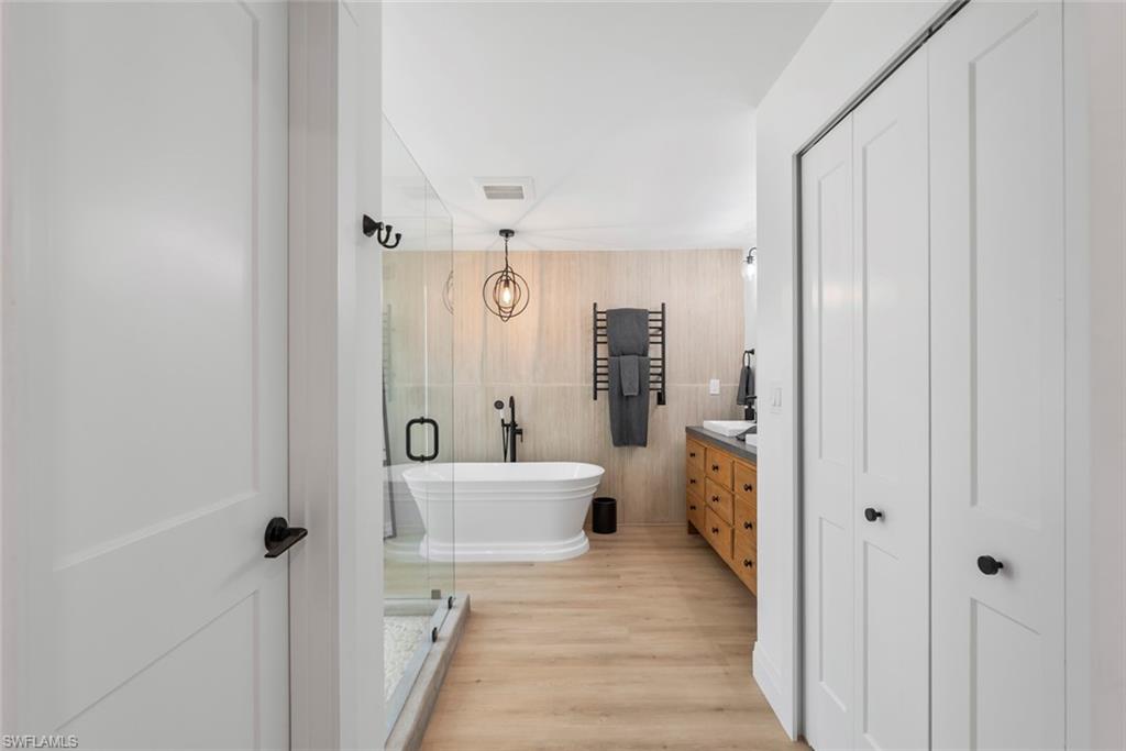 4222 Crayton Road Naples, FL 34103 - Photo 28 of 46