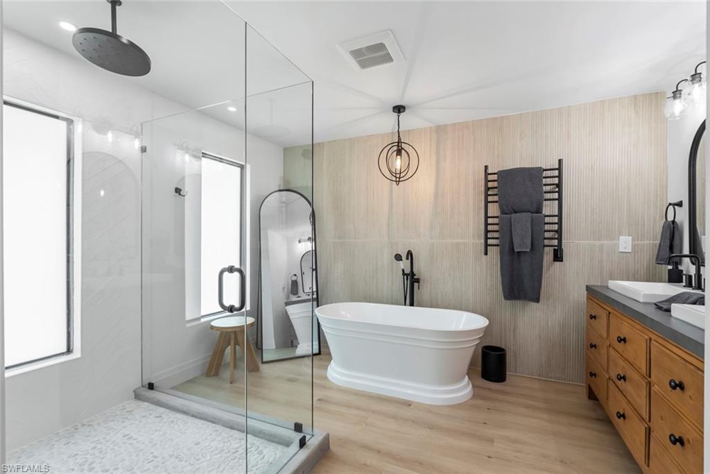 4222 Crayton Road Naples, FL 34103 - Photo 29 of 46