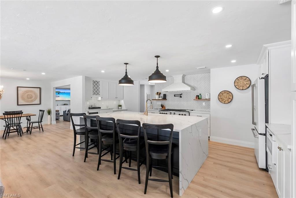 4222 Crayton Road Naples, FL 34103 - Photo 10 of 46