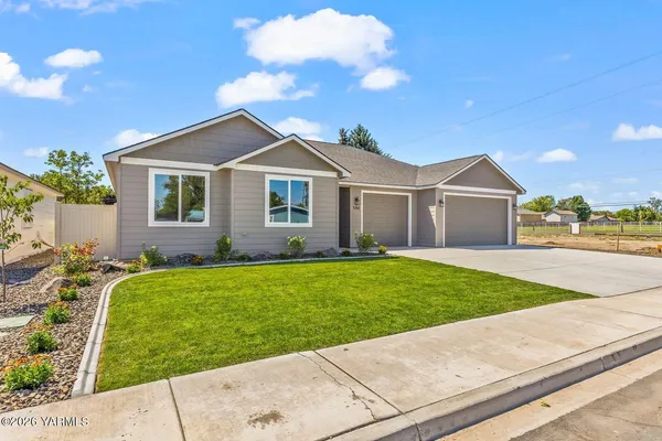 $485,000 | 5160 Woolsey Lane, Yakima, WA 98903