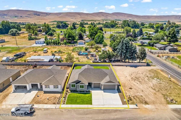 $485,000 | 5160 Woolsey Lane, Yakima, WA 98903