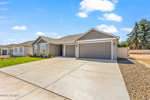 $485,000 | 5160 Woolsey Lane, Yakima, WA 98903
