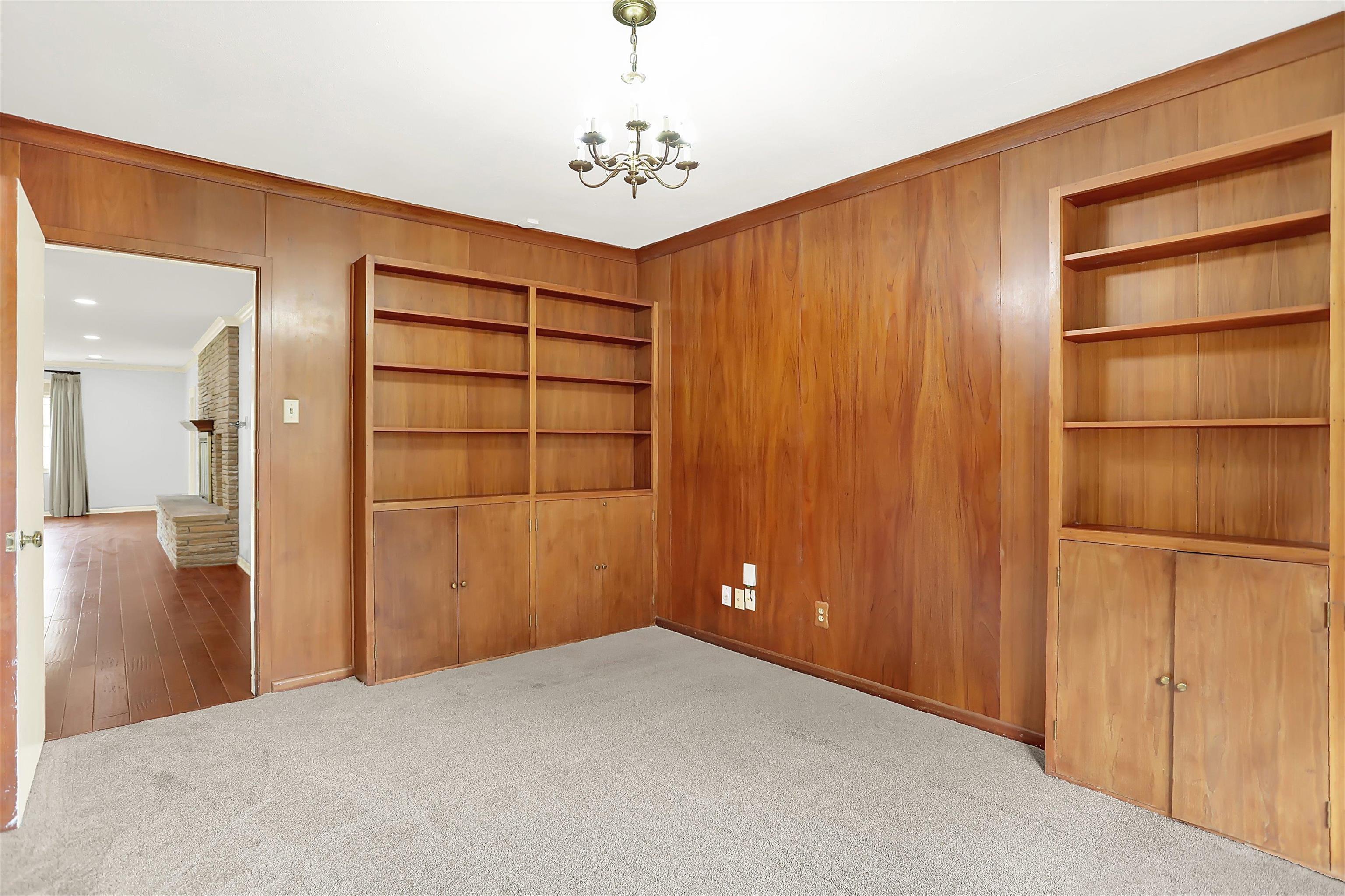 280 Waring Road Memphis, TN 38117 - Photo 9 of 38 a view of an empty room with a cabinet