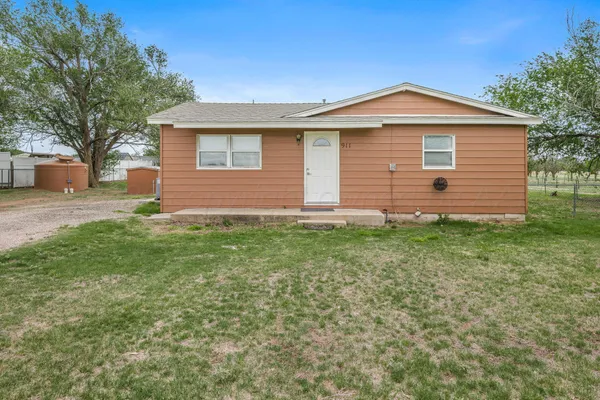 $135,000 | 911 West 3rd Street, Canyon, TX 79015