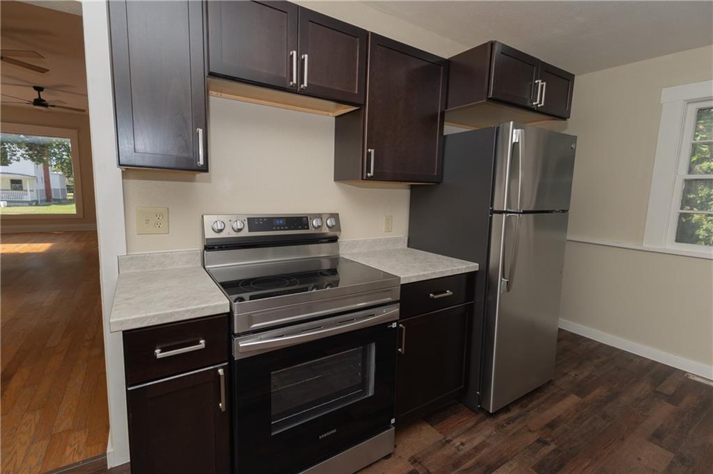 1621 Appleton Street Parsons, KS 67357 - Photo 15 of 29 Gallery Image 15