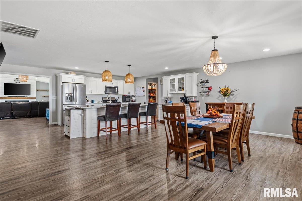 12069 State Rte 4 Auburn, IL 62615 - Photo 7 of 63 Gallery Image 7