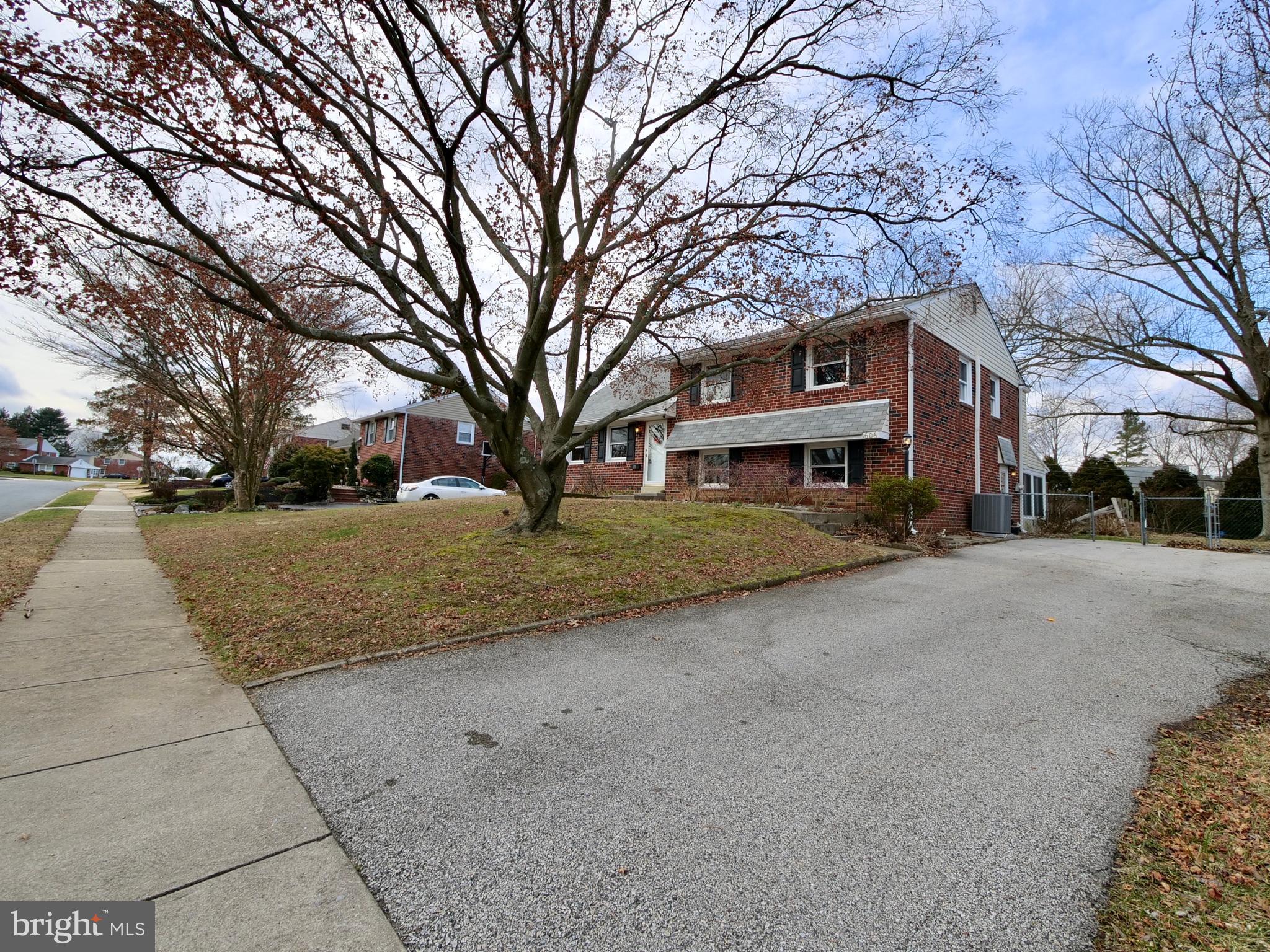 606 Cambridge Road Brookhaven, PA 19015 - Photo 2 of 21 Gallery Image 2
