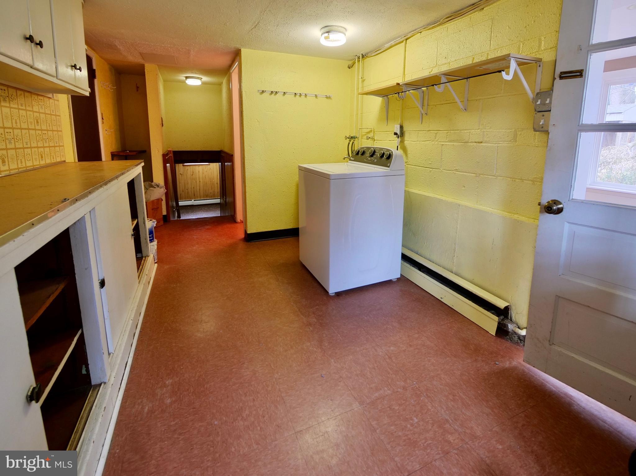 606 Cambridge Road Brookhaven, PA 19015 - Photo 18 of 21 Laundry Room