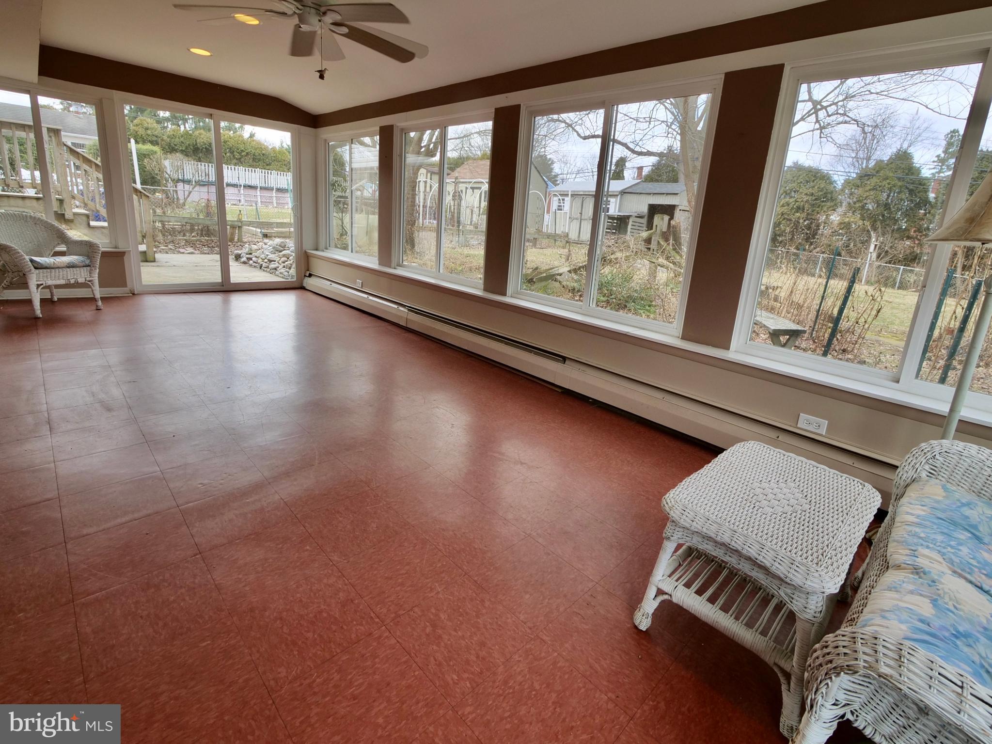 606 Cambridge Road Brookhaven, PA 19015 - Photo 20 of 21 3 Season Room