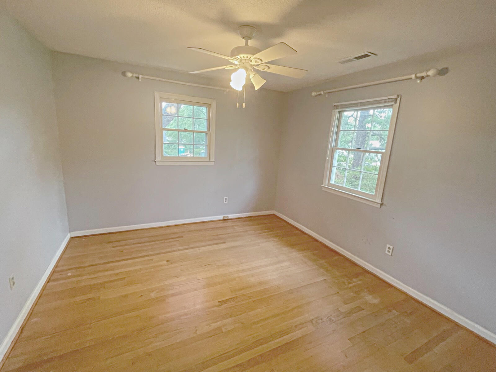 932 Tall Pine Road Mount Pleasant, SC 29464 - Photo 13 of 32