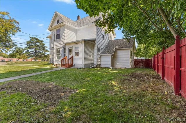 $325,000 | 6882 Boston Cross Road, Boston, NY 14025