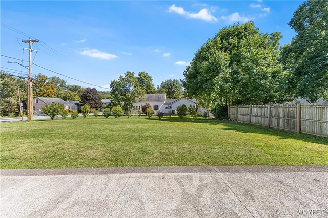 $325,000 | 6882 Boston Cross Road, Boston, NY 14025