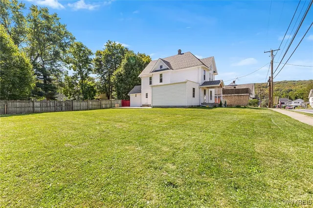 $325,000 | 6882 Boston Cross Road, Boston, NY 14025