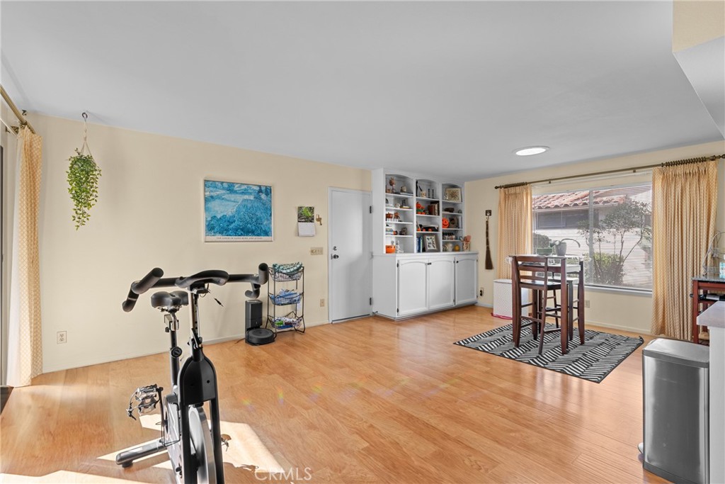 166 Tallyho Road Santa Maria, CA 93455 - Photo 11 of 46 Breakfast Area & Bonus Room