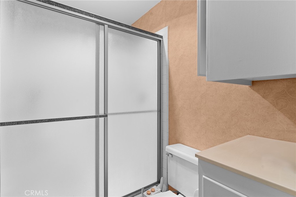 166 Tallyho Road Santa Maria, CA 93455 - Photo 29 of 46 Master Suite Bathroom