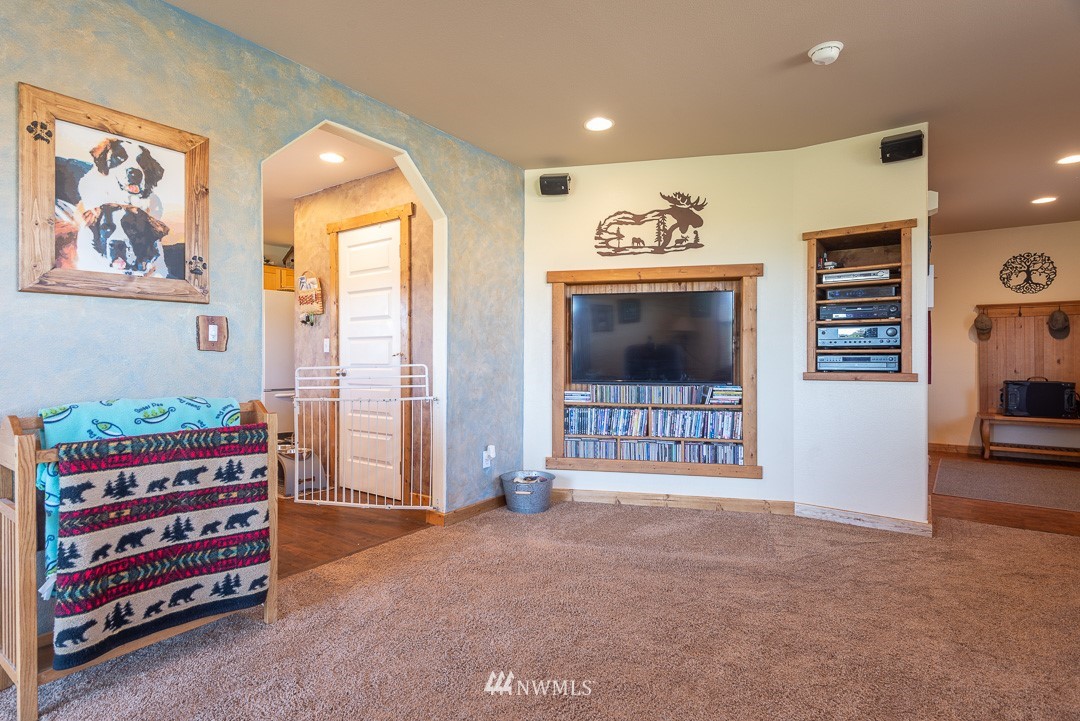 10440 Grove Road Southeast Yelm, WA 98597 - Photo 12 of 25 Gallery Image 12