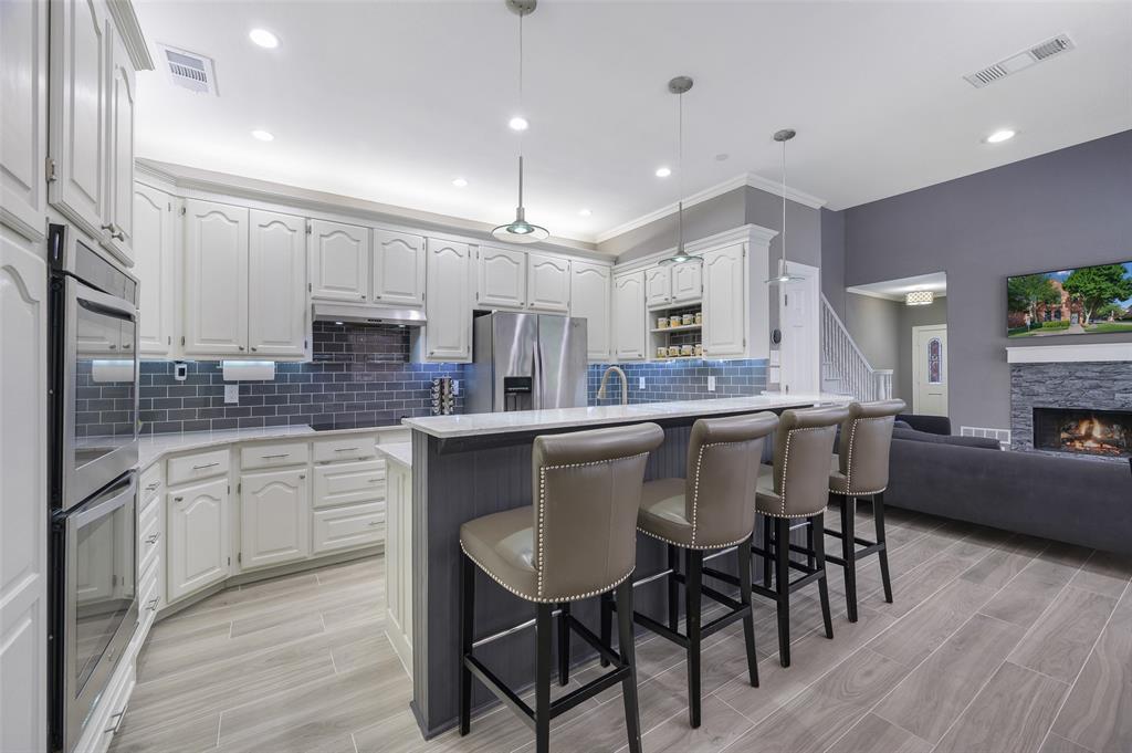 17060 Upper Bay Road Addison, TX 75001 - Photo 3 of 36 Updated kitchen