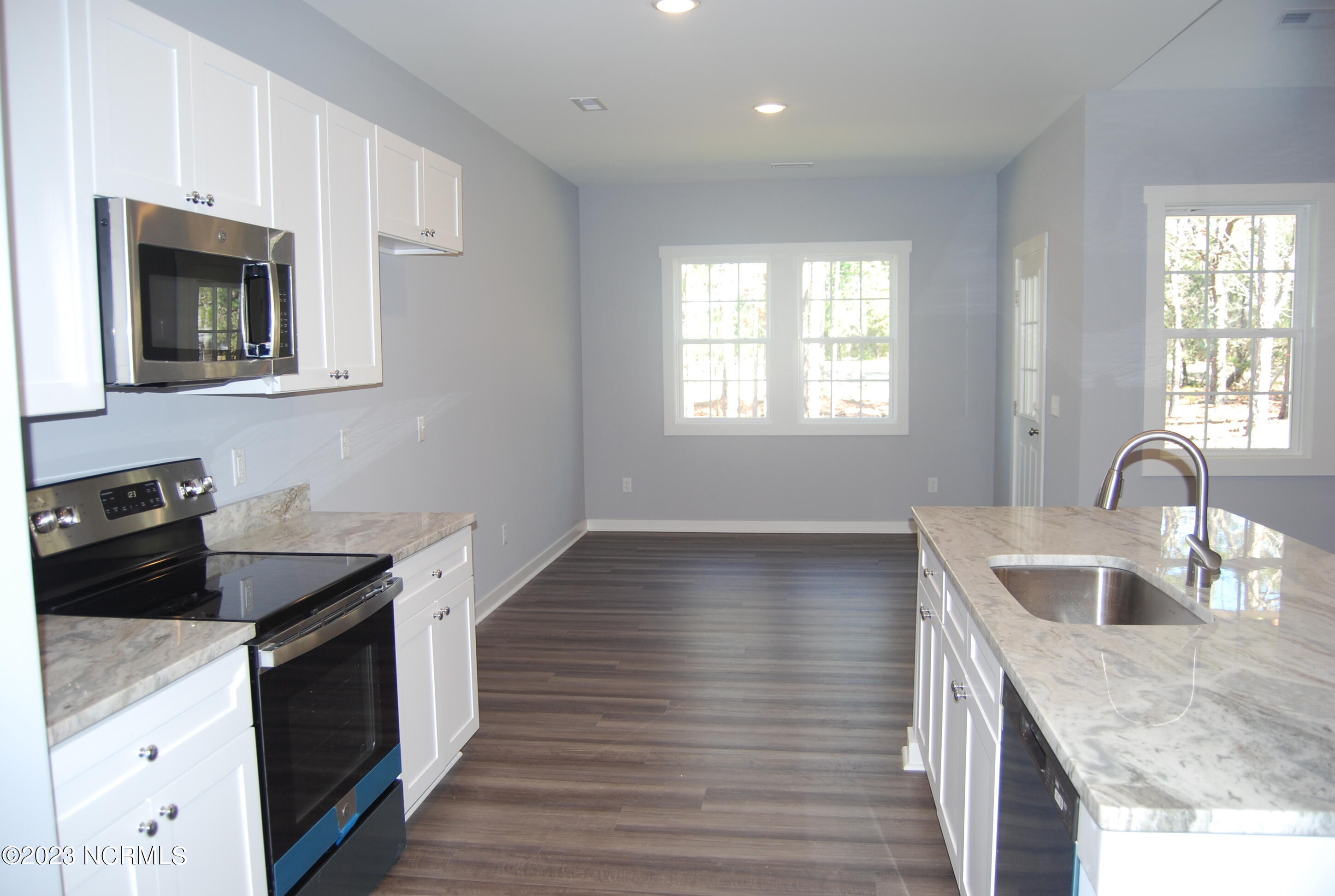 741 Barber Road Southport, NC 28461 - Photo 8 of 25 DSC_0171